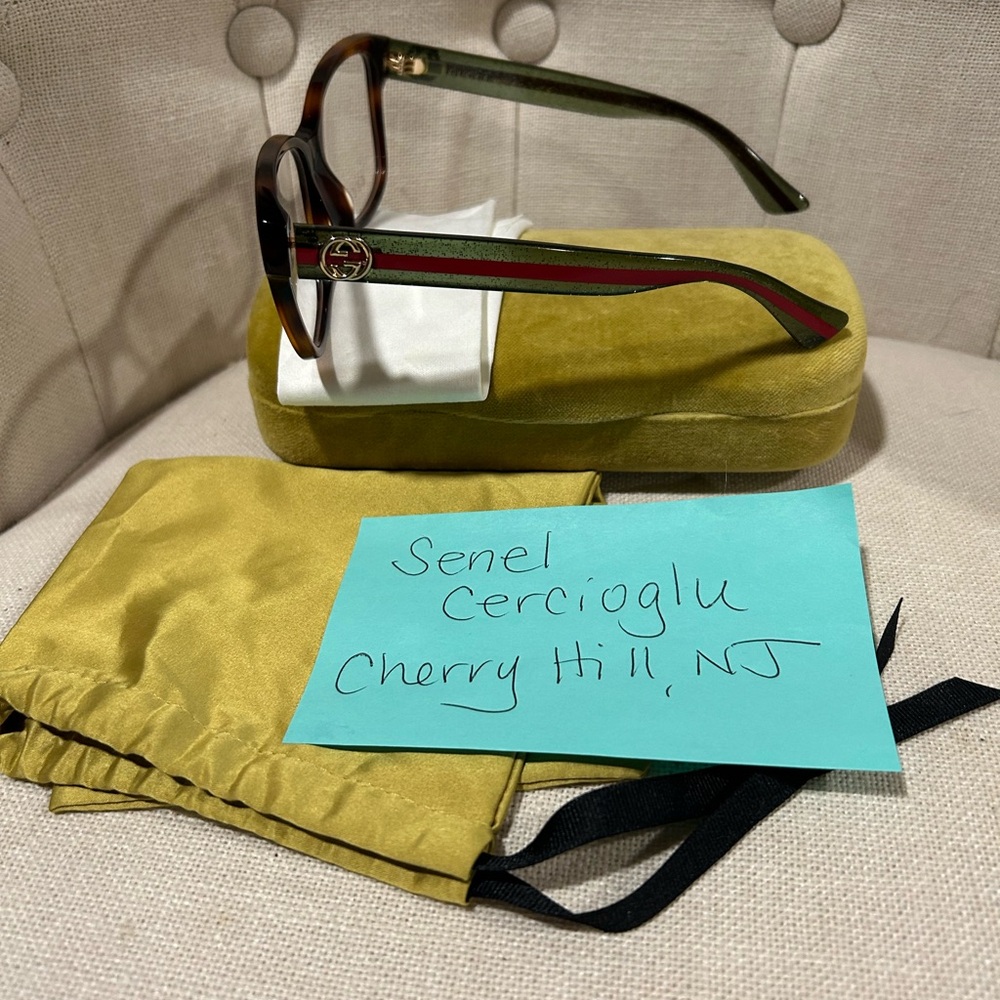 Authentic Gucci Red and Black Women's Optical Glasses - Picture 2 of 7